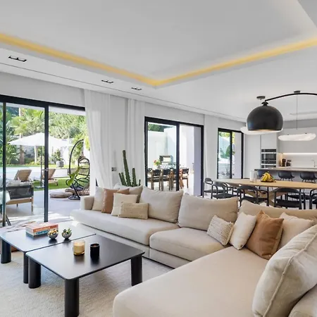 Brand New Modern 5 Bdrm In Puerto Banus